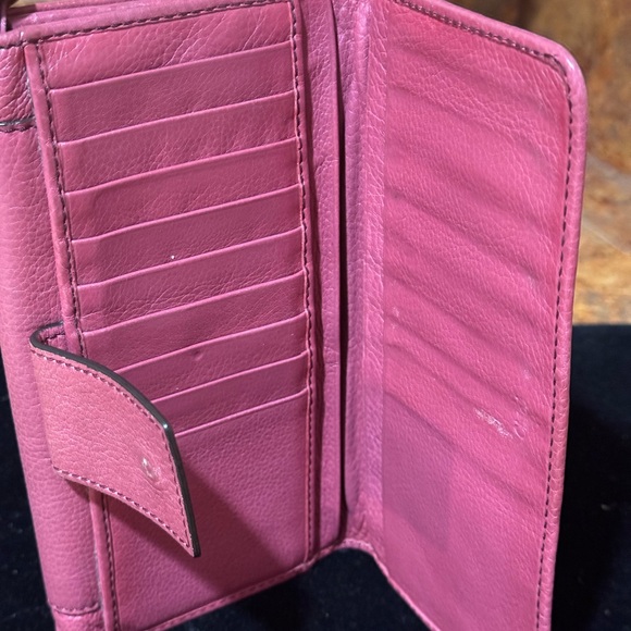 Chloe Paddington Pink Leather Wallet with Gold Lock - Picture 6 of 9
